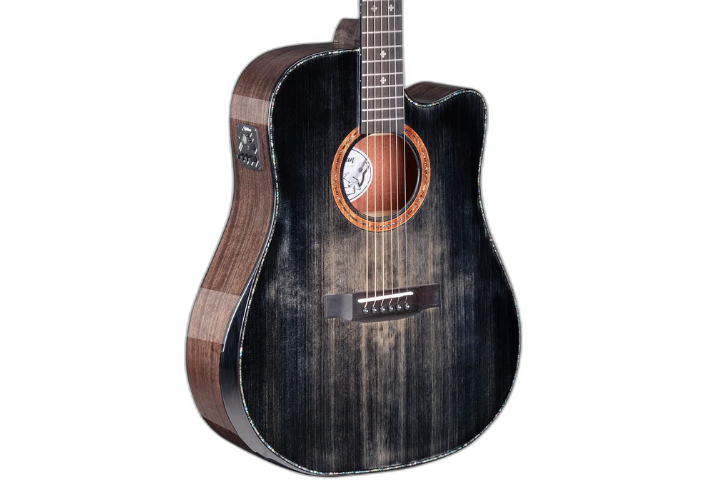 Tampo Solid Spruce