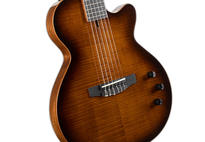 Tampo Spruce Sólido Flamed Maple Tobacco Sunburst Gloss