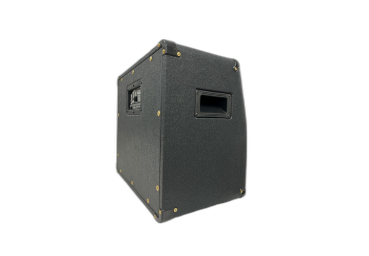 Gabinete Robusto com Revestimento Corvin