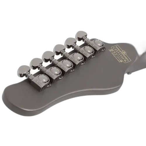 Guitarra Schecter Paul Wiley Noir Satin Carbon Grey com Corpo em Mogno Braço 3 Peças Mogno Set-Neck com Reforço de Carbon Fiber Escala em Ébano Frets em Aço Inoxidável Captador Schecter USA Pasadena Plus 398